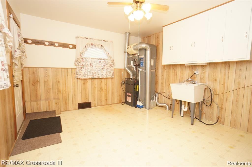21807 Telegraph Road Trenton, MI 48183 - Photo 20 of 27 Gallery Image 20