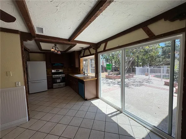 $4,300 | 2490 Michigan Drive, Claremont, CA 91711