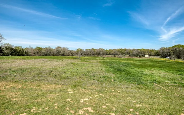 $2,500,000 | 48600 Highway 290 Business, Hempstead, TX 77445