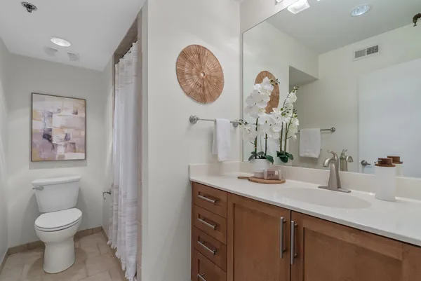 $477,500 | 400 Mills Avenue, Greenville, SC 29605