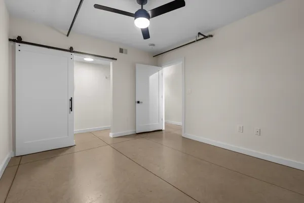 $477,500 | 400 Mills Avenue, Greenville, SC 29605