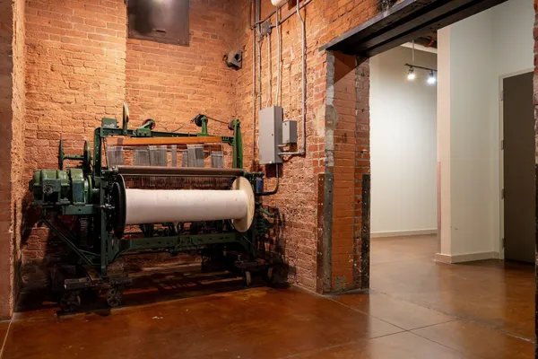 $477,500 | 400 Mills Avenue, Greenville, SC 29605