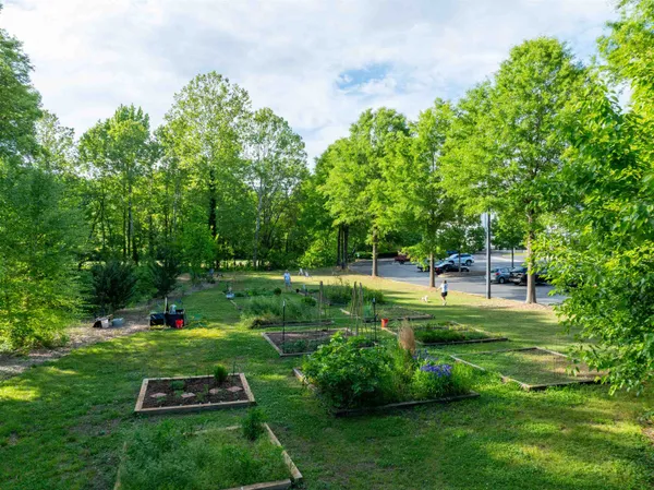 $477,500 | 400 Mills Avenue, Greenville, SC 29605