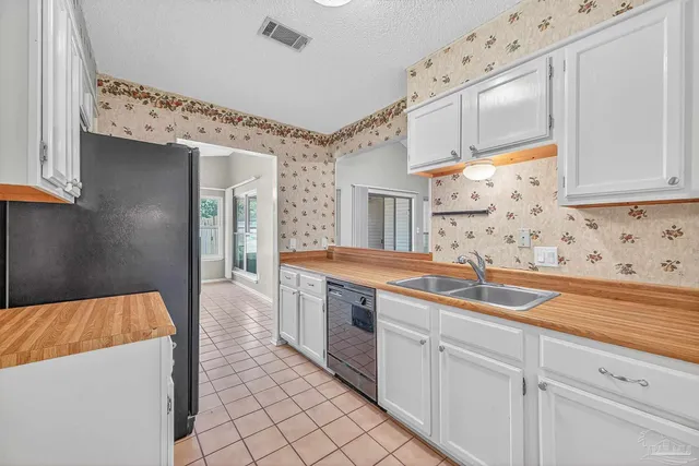 $240,000 | 3020 Cedarwood Village Lane, Pensacola, FL 32514