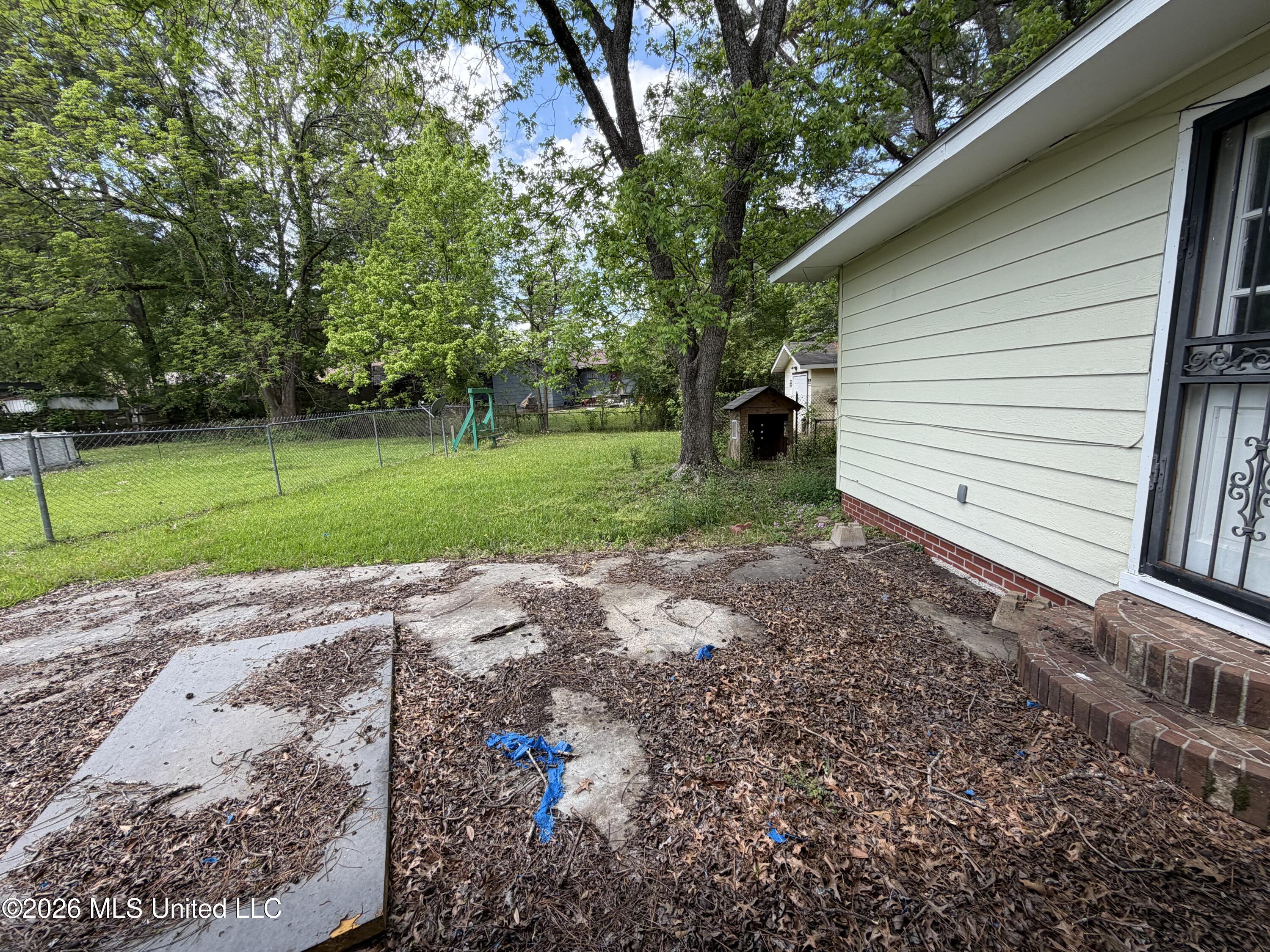 237 Rowland Avenue Jackson, MS 39209 - Photo 5 of 14 IMG_0244