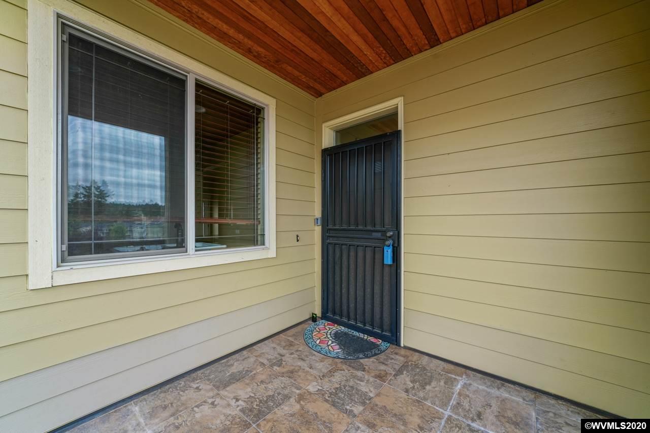 808 Crouchen Street Northwest Salem, OR 97304 - Photo 4 of 37
