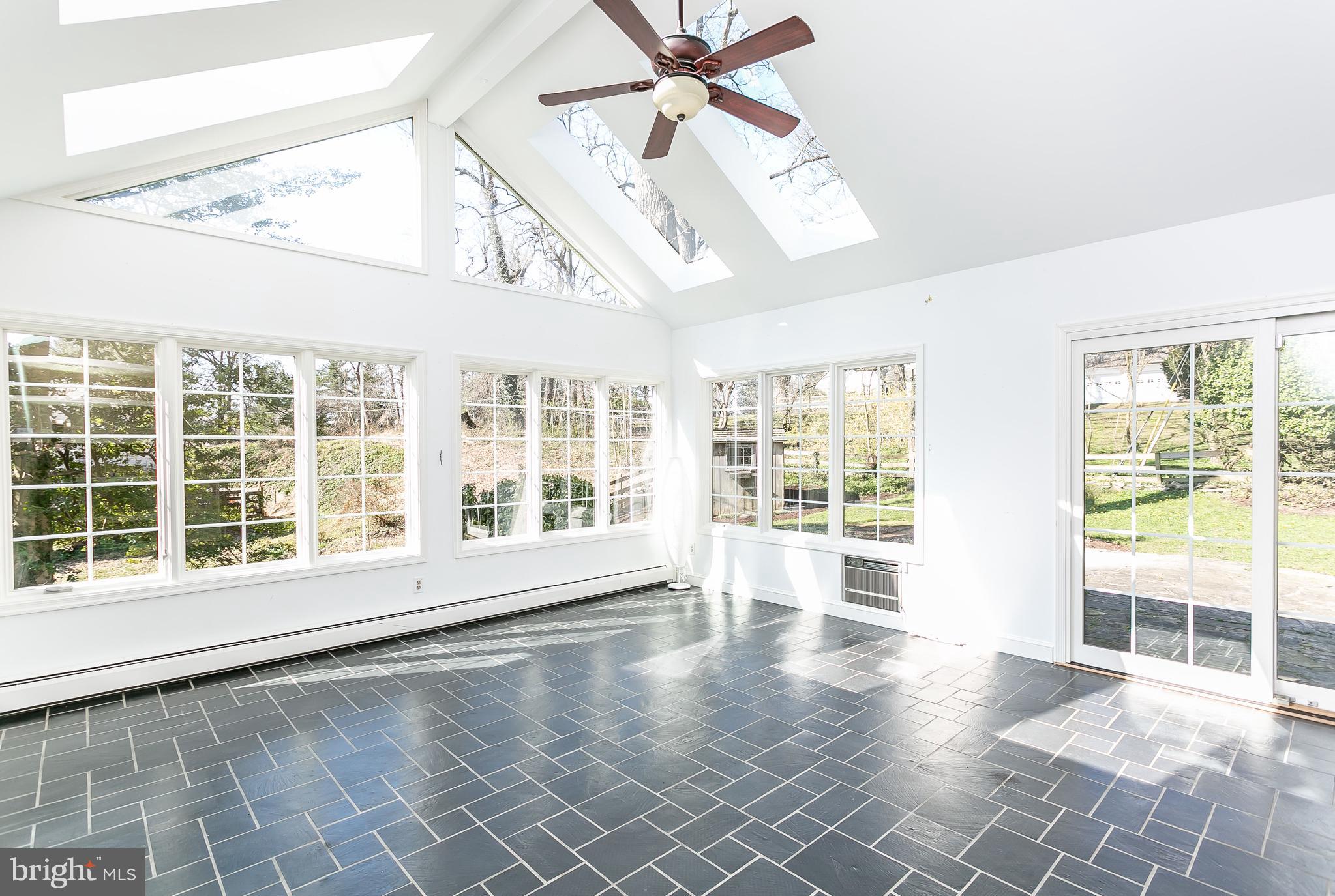 7817 Overbrook Road Ruxton, MD 21204 - Photo 3 of 37 Glorious family sunroom