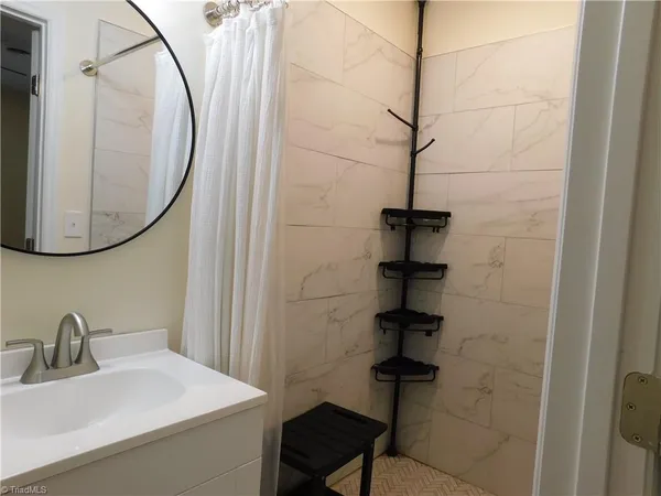 $2,200 | Undisclosed Address, Elkin, NC 28621