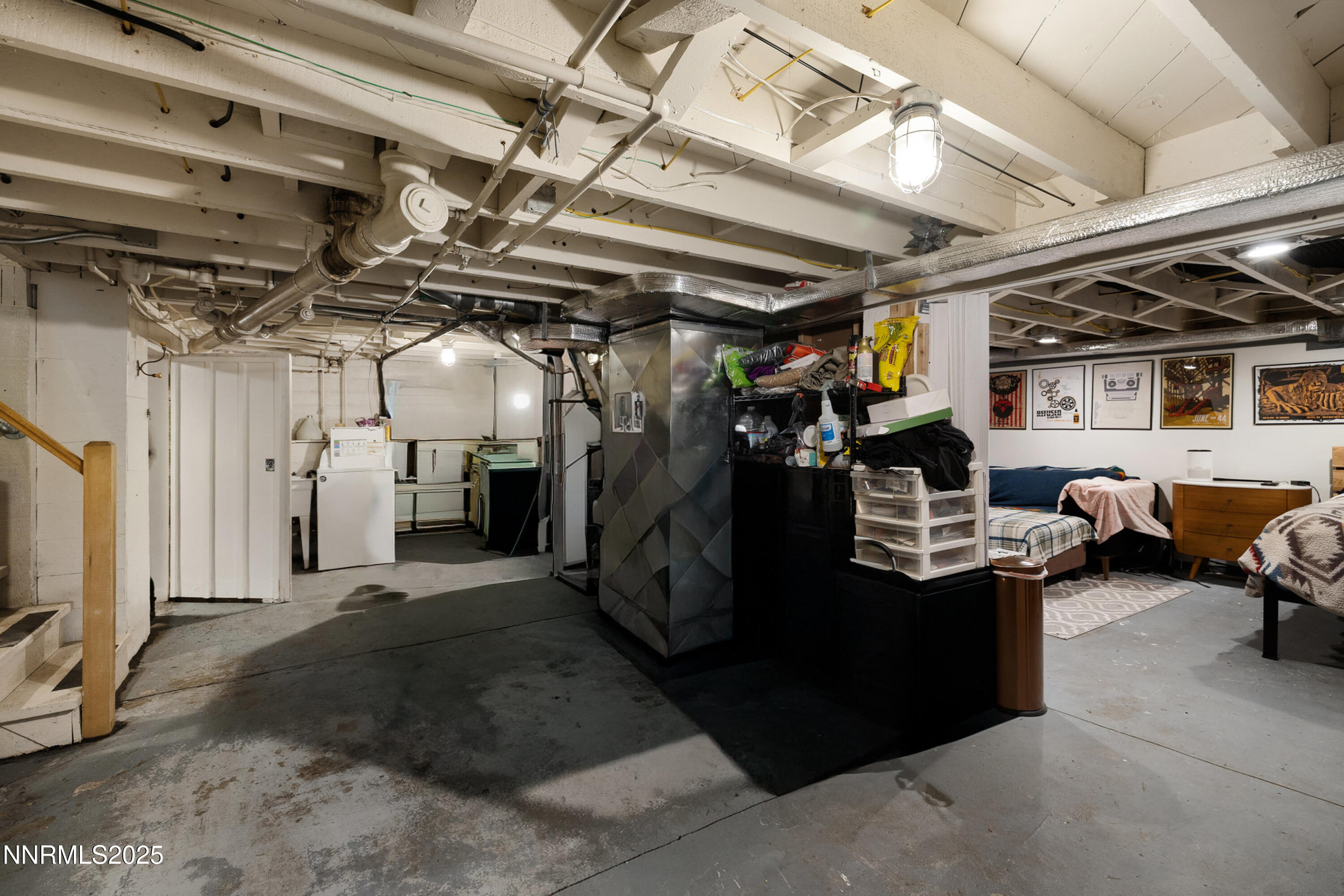 948 Washington Street Reno, NV 89503 - Photo 21 of 29 a view of a room with gym equipment