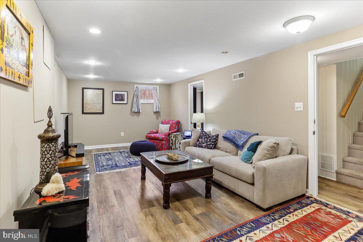 1504 Crest Road Silver Spring, MD 20902 - Photo 28 of 52