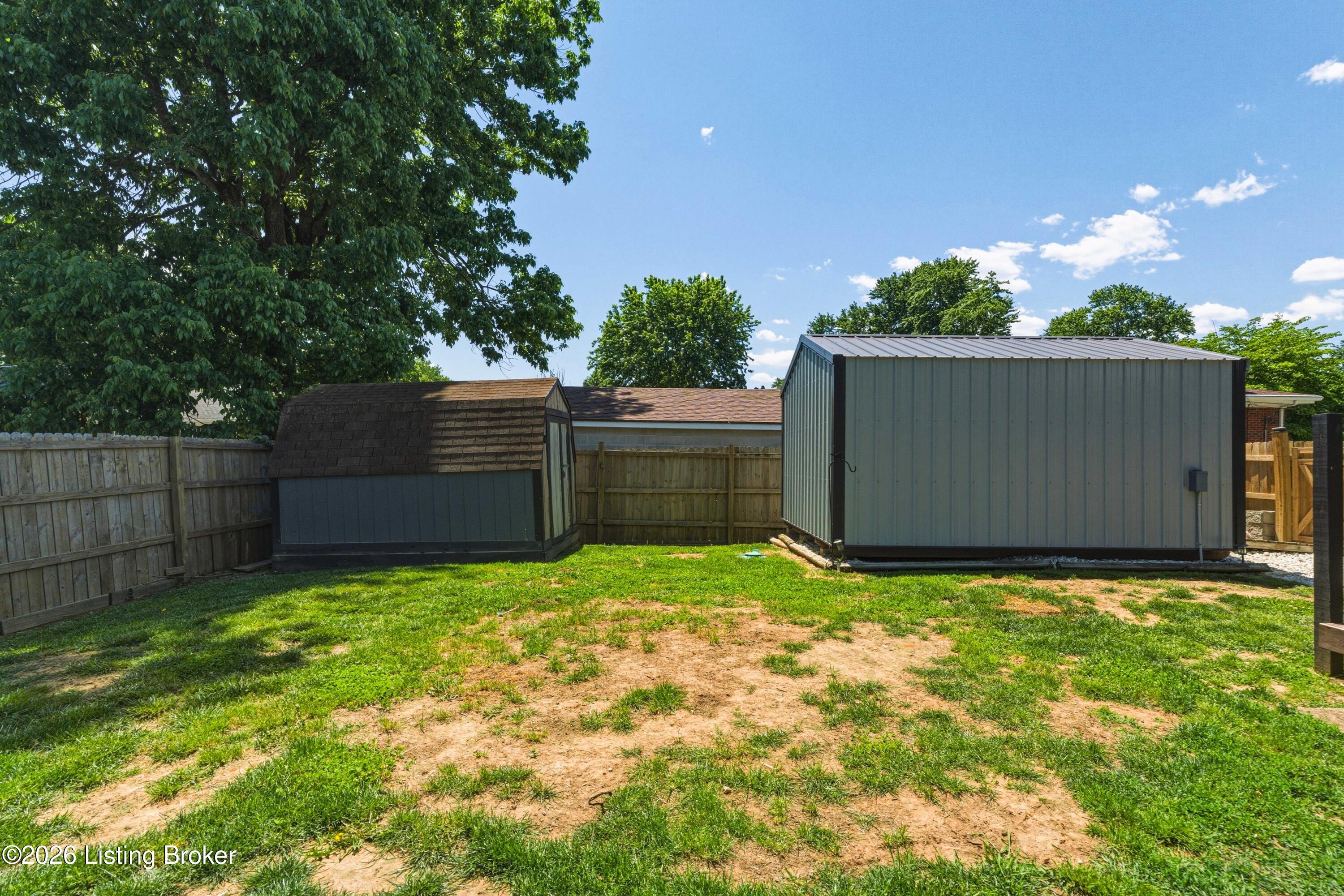 10707 Torrington Road Louisville, KY 40272 - Photo 41 of 65 DSC01819