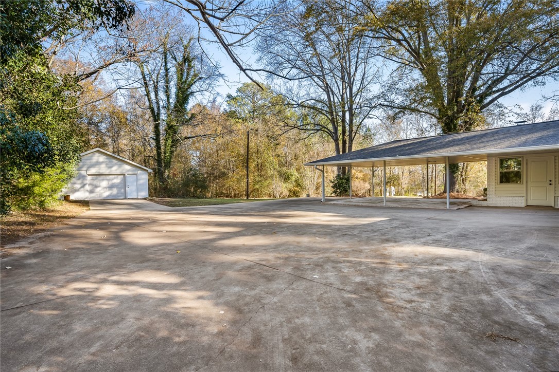 2101 Belhaven Road Anderson, SC 29621 - Photo 29 of 36