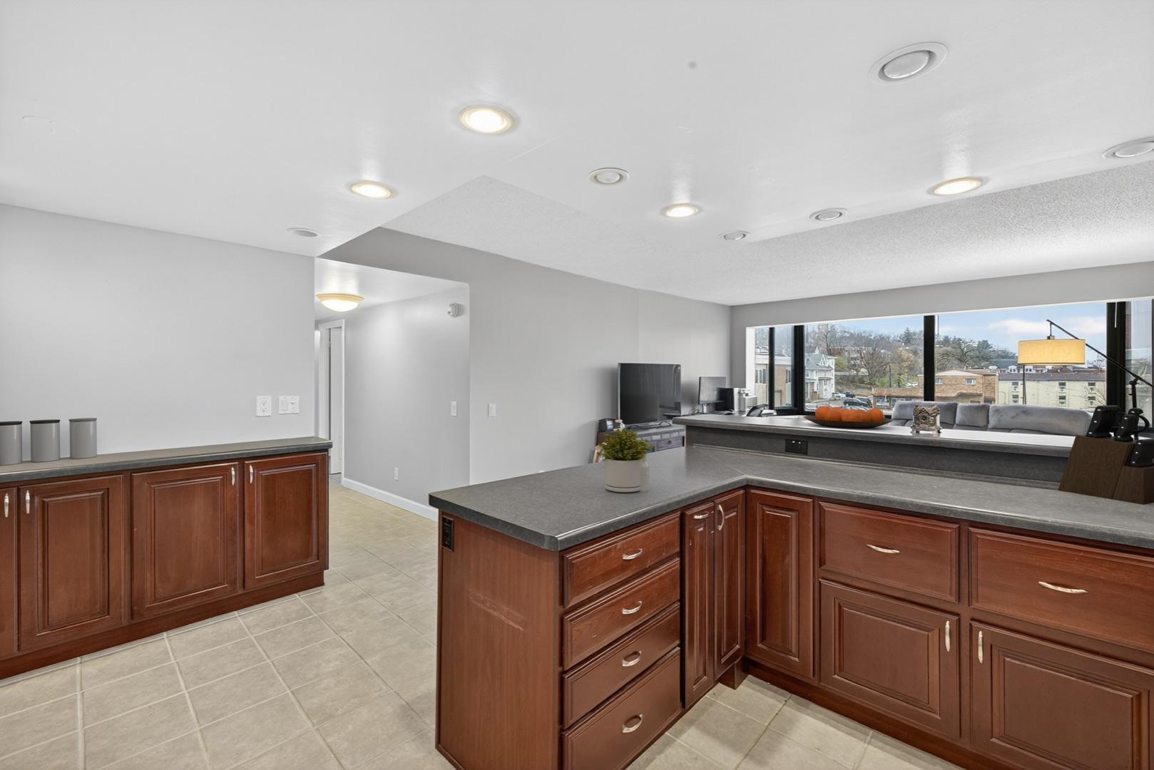 207 5th Avenue Southwest, Unit 202 Rochester, MN 55902 - Photo 11 of 32