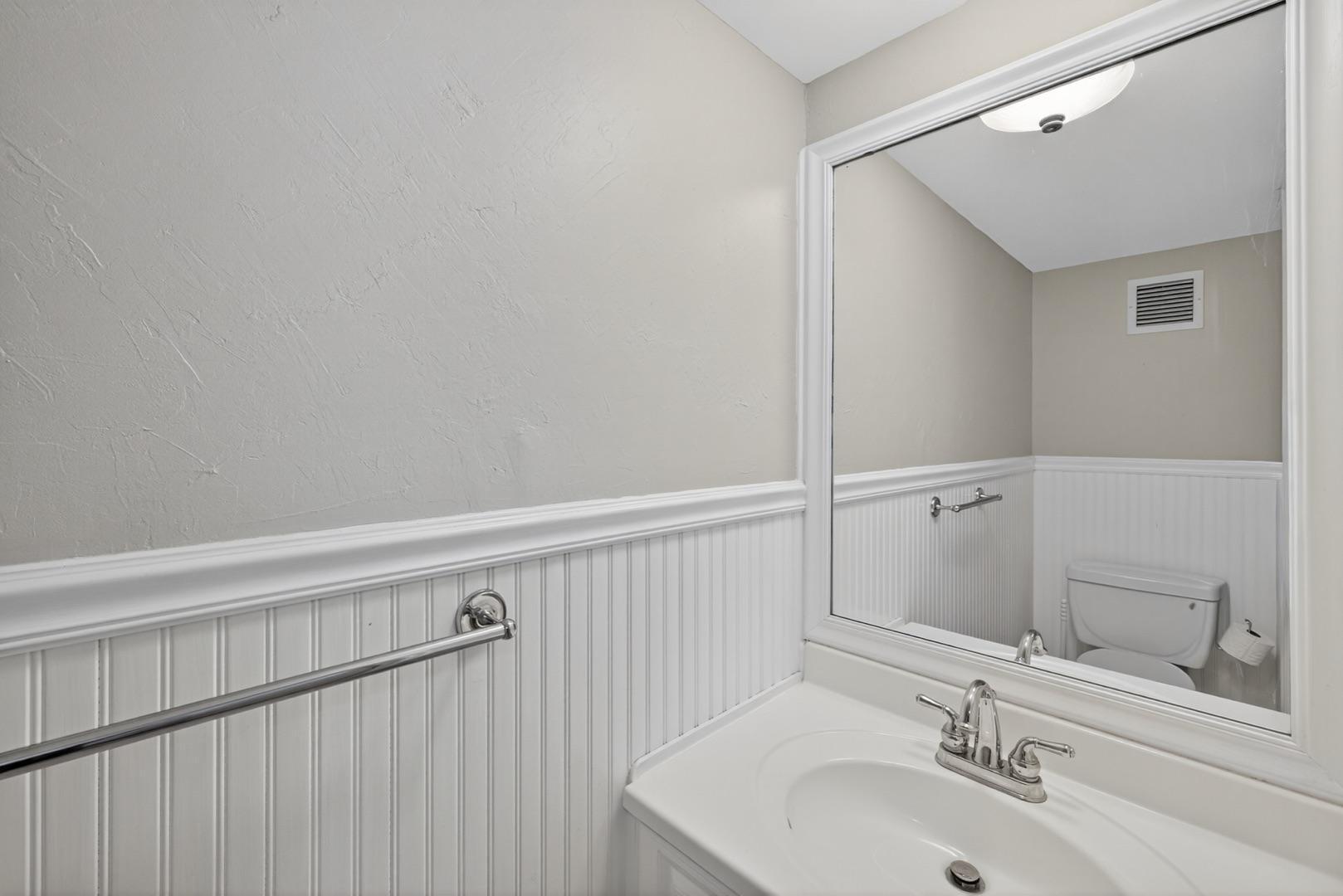 207 5th Avenue Southwest, Unit 202 Rochester, MN 55902 - Photo 21 of 32