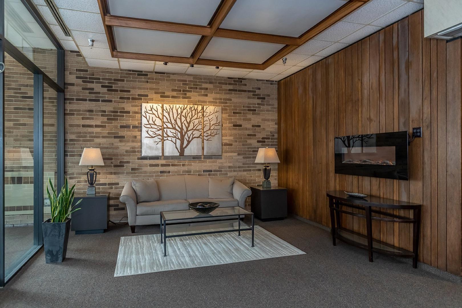 207 5th Avenue Southwest, Unit 202 Rochester, MN 55902 - Photo 3 of 32