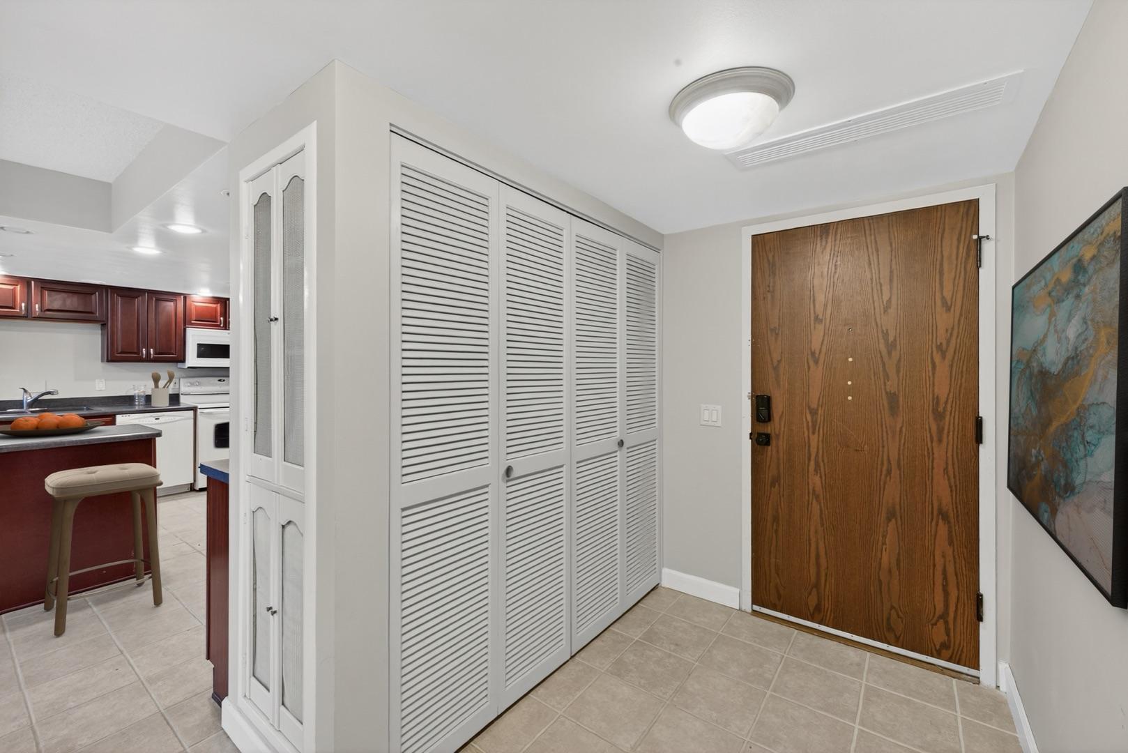 207 5th Avenue Southwest, Unit 202 Rochester, MN 55902 - Photo 6 of 32