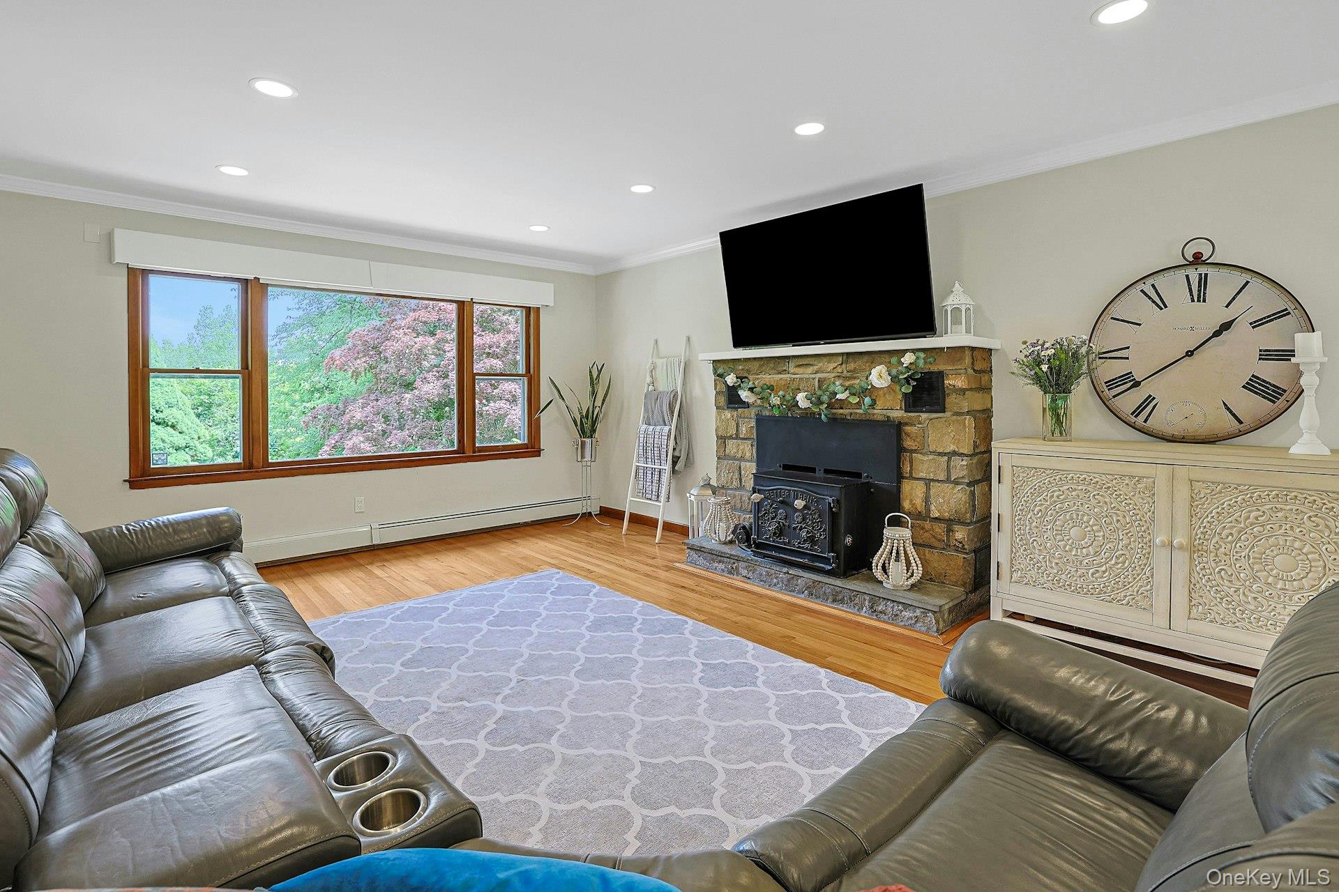 3 Meadow Park Road Baldwin Place, NY 10505 - Photo 7 of 36