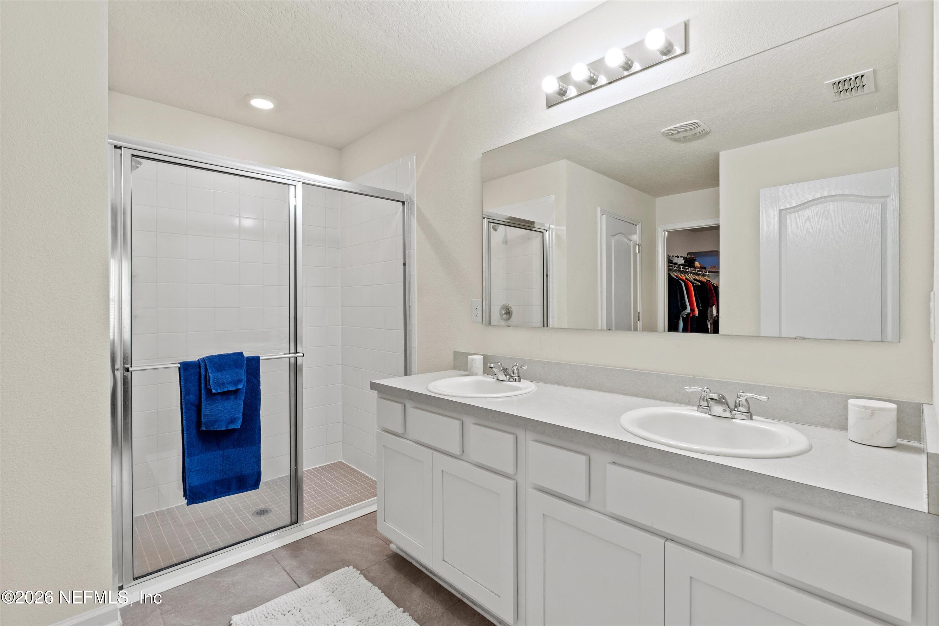 91 Rivertown Road Palm Coast, FL 32137 - Photo 19 of 36 19-Primary Bathroom