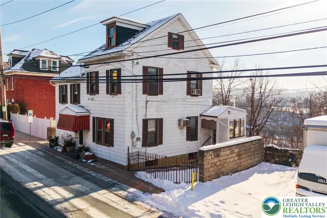 $199,500 | 722 Wolf Avenue, Easton, PA 18042