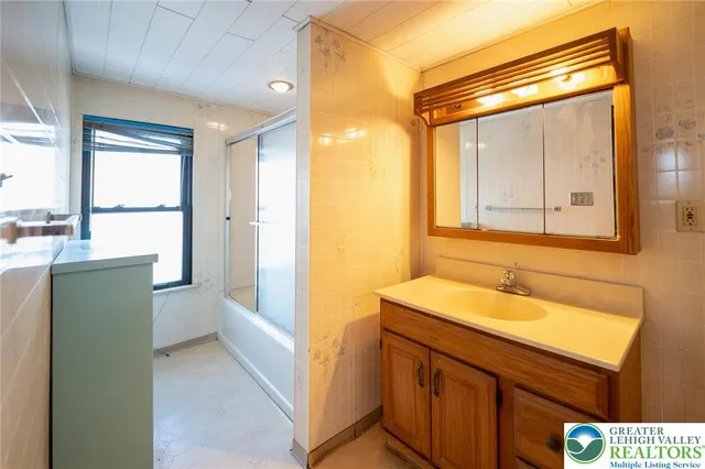 $199,500 | 722 Wolf Avenue, Easton, PA 18042