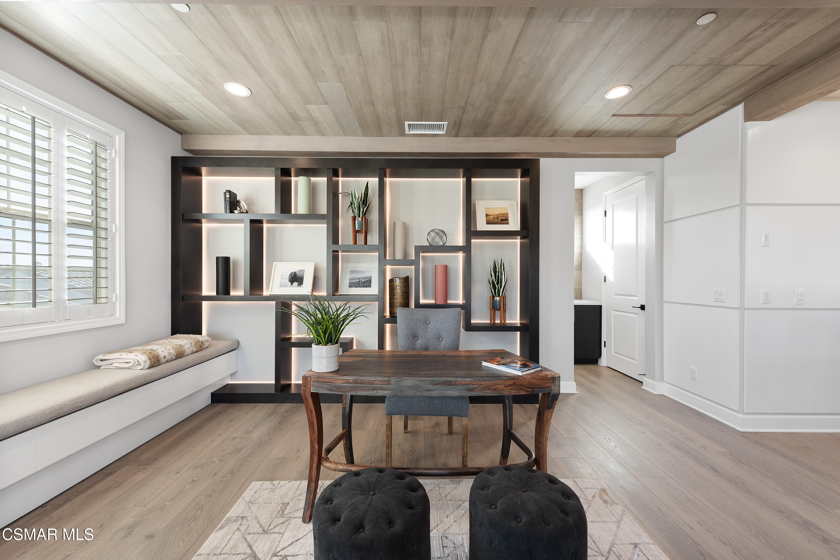 2492 Rondell Road Camarillo, CA 93012 - Photo 21 of 46 2492 Rondell Rd Camarillo-38