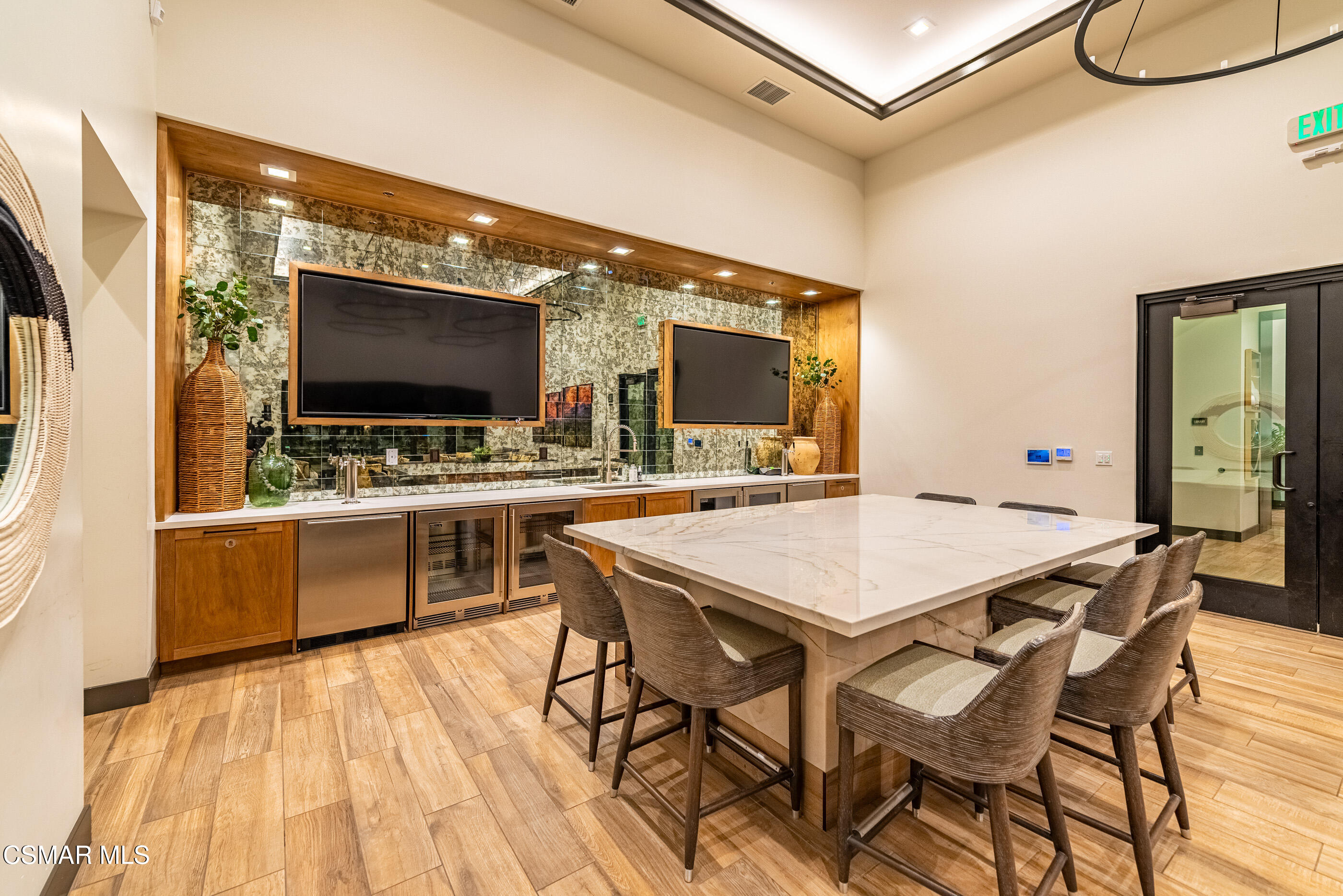 2492 Rondell Road Camarillo, CA 93012 - Photo 33 of 46 2492 Rondell Rd Camarillo-228