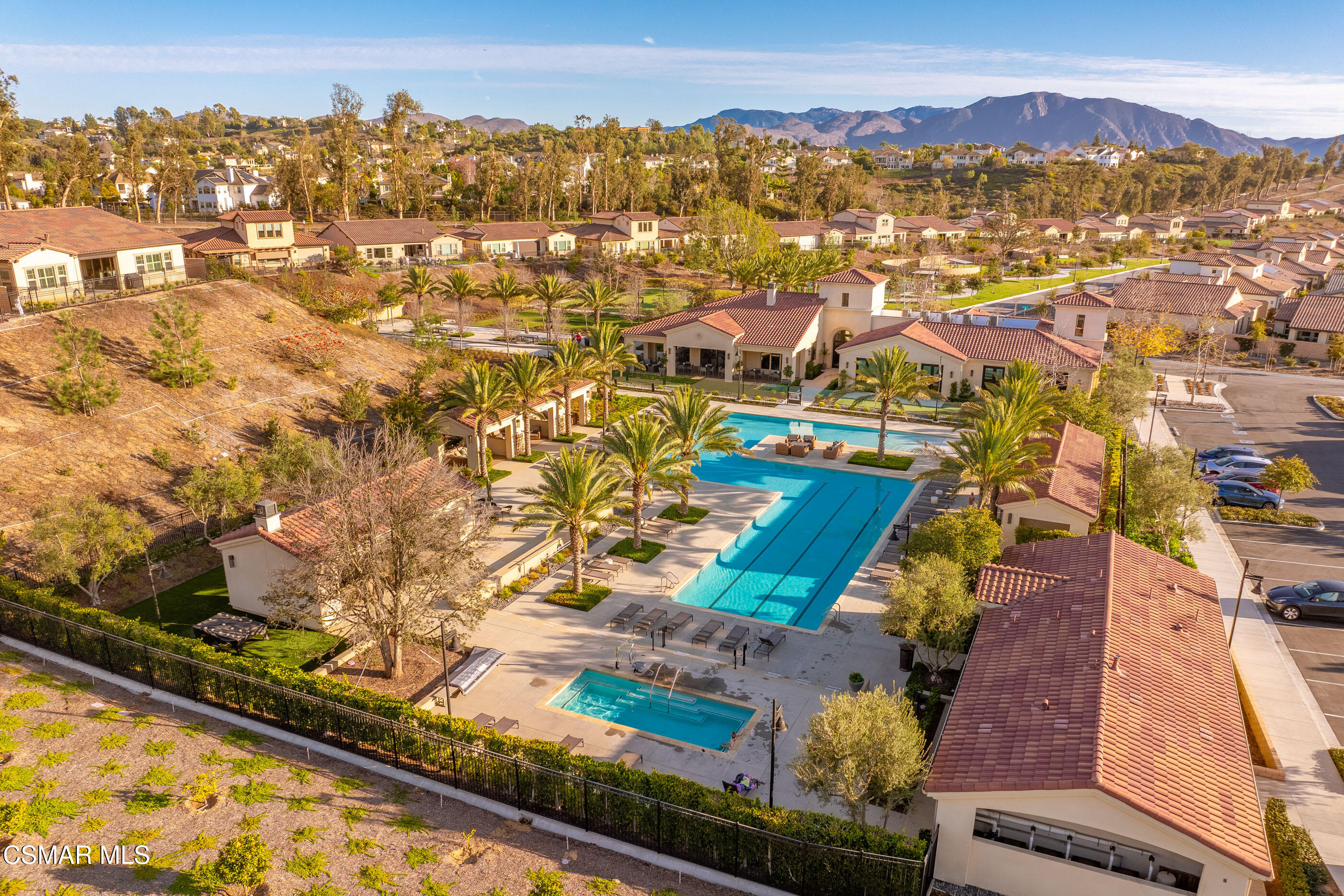 2492 Rondell Road Camarillo, CA 93012 - Photo 36 of 46 2492 Rondell Rd Camarillo-53