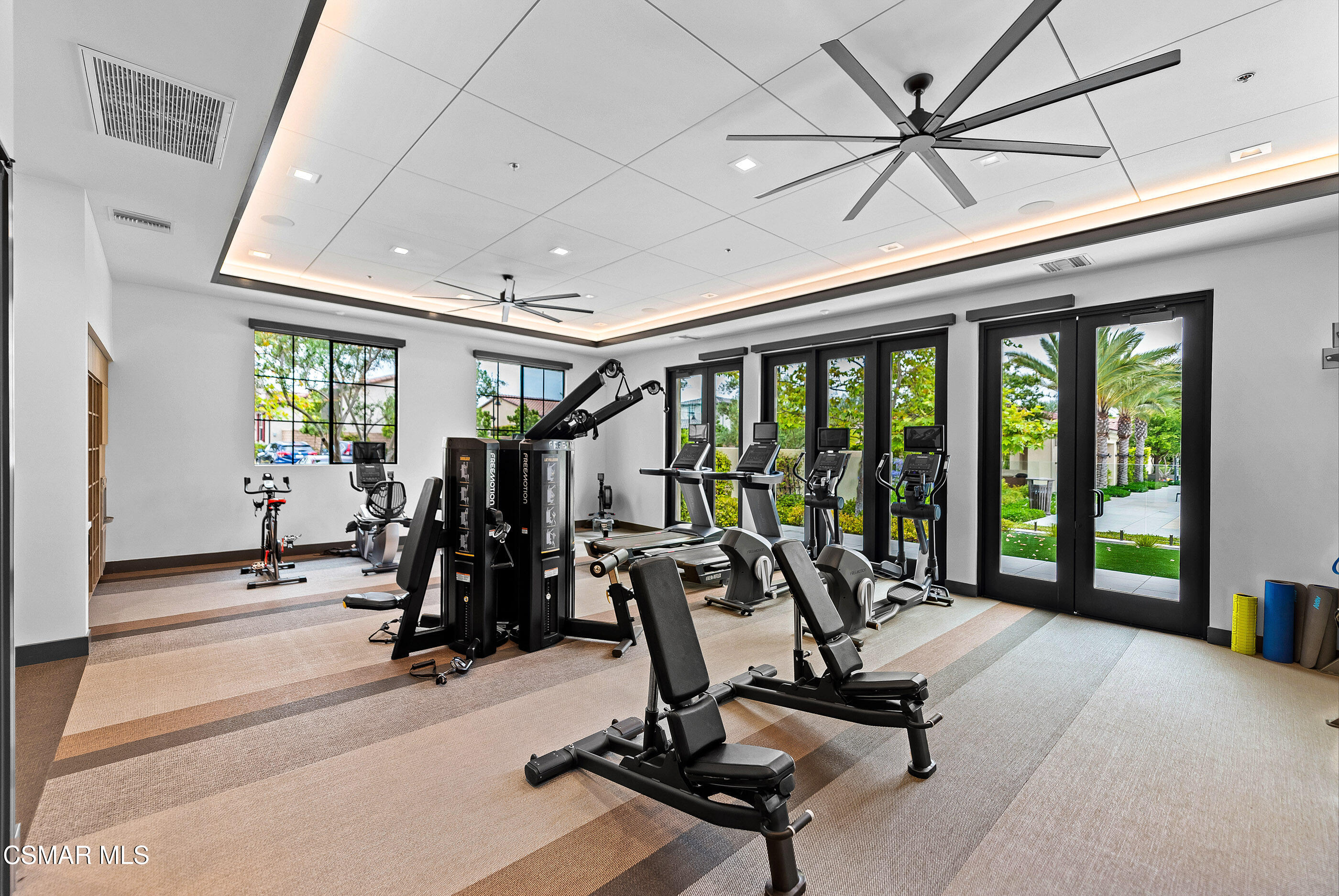 2492 Rondell Road Camarillo, CA 93012 - Photo 40 of 46 2492 Rondell Rd Camarillo-100