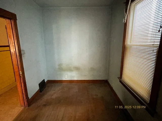 $109,900 | 8545 South Manistee Avenue, Chicago, IL 60617