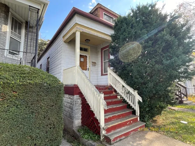 $109,900 | 8545 South Manistee Avenue, Chicago, IL 60617