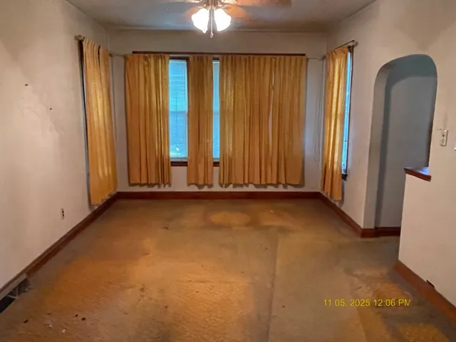 $109,900 | 8545 South Manistee Avenue, Chicago, IL 60617