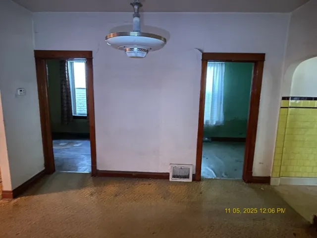 $109,900 | 8545 South Manistee Avenue, Chicago, IL 60617