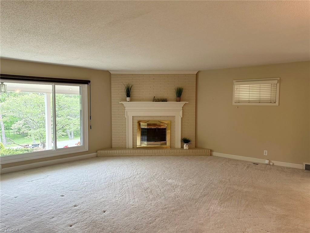 3610 Rolling Road High Point, NC 27265 - Photo 8 of 25