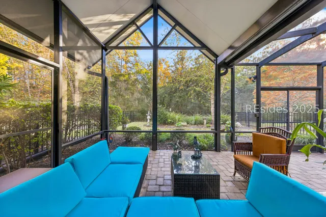 $695,000 | 200 Wicklow Drive, Bluffton, SC 29910