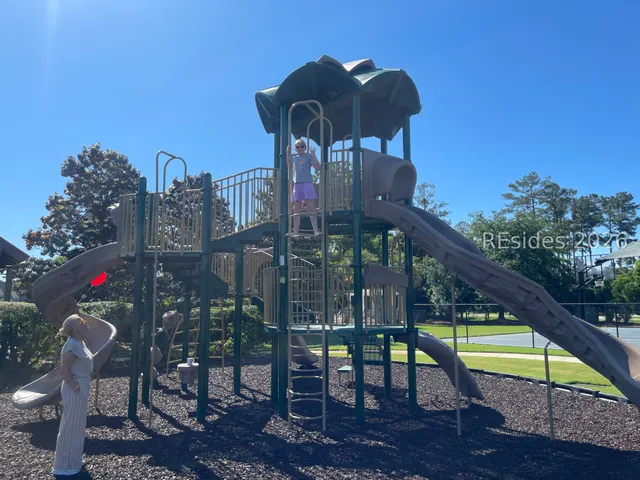 $695,000 | 200 Wicklow Drive, Bluffton, SC 29910