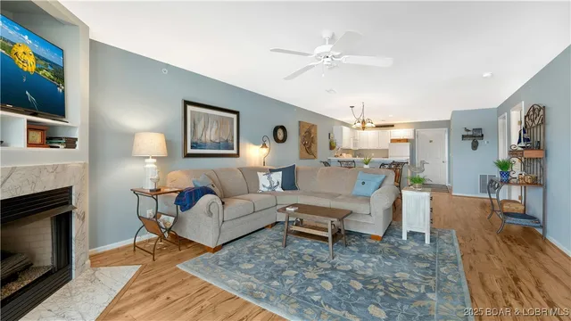 $270,000 | 194 Park Pl Lane, Unit 3C, Kaiser, MO 65047