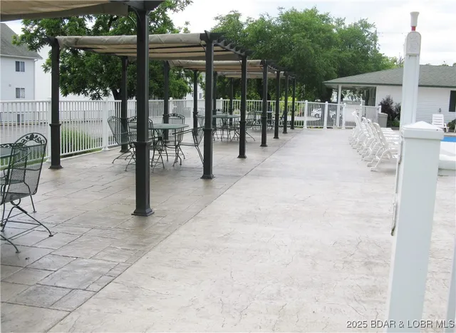 $270,000 | 194 Park Pl Lane, Unit 3C, Kaiser, MO 65047