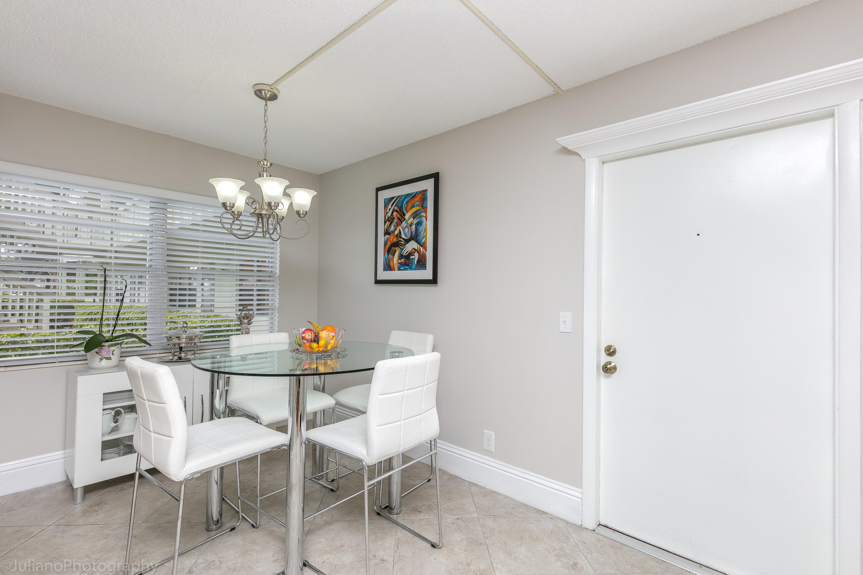 257 Dorset G, Unit 257 Boca Raton, FL 33434 - Photo 4 of 33 2M8A2719-2