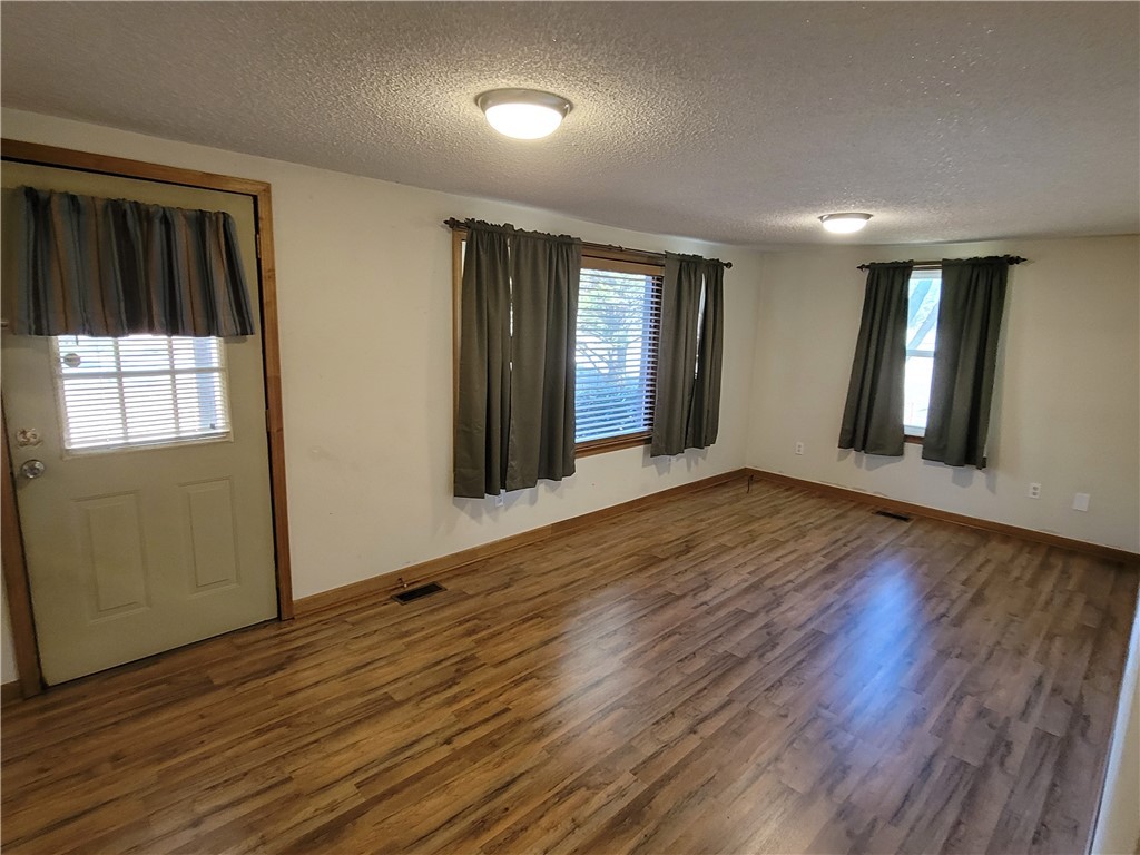 141 Rock Hill Road Fair Play, SC 29643 - Photo 6 of 14 Gallery Image 6