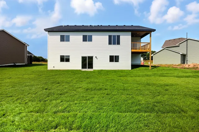 $359,900 | 2892 29th Street Northeast, Sauk Rapids, MN 56379