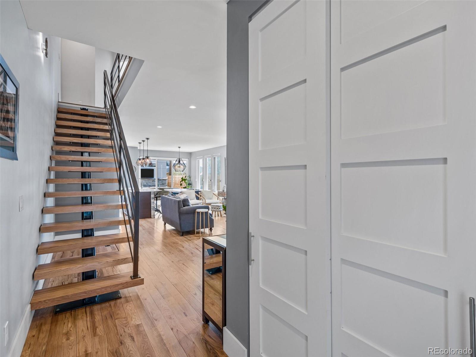 2736 Irving Street Denver, CO 80211 - Photo 4 of 38