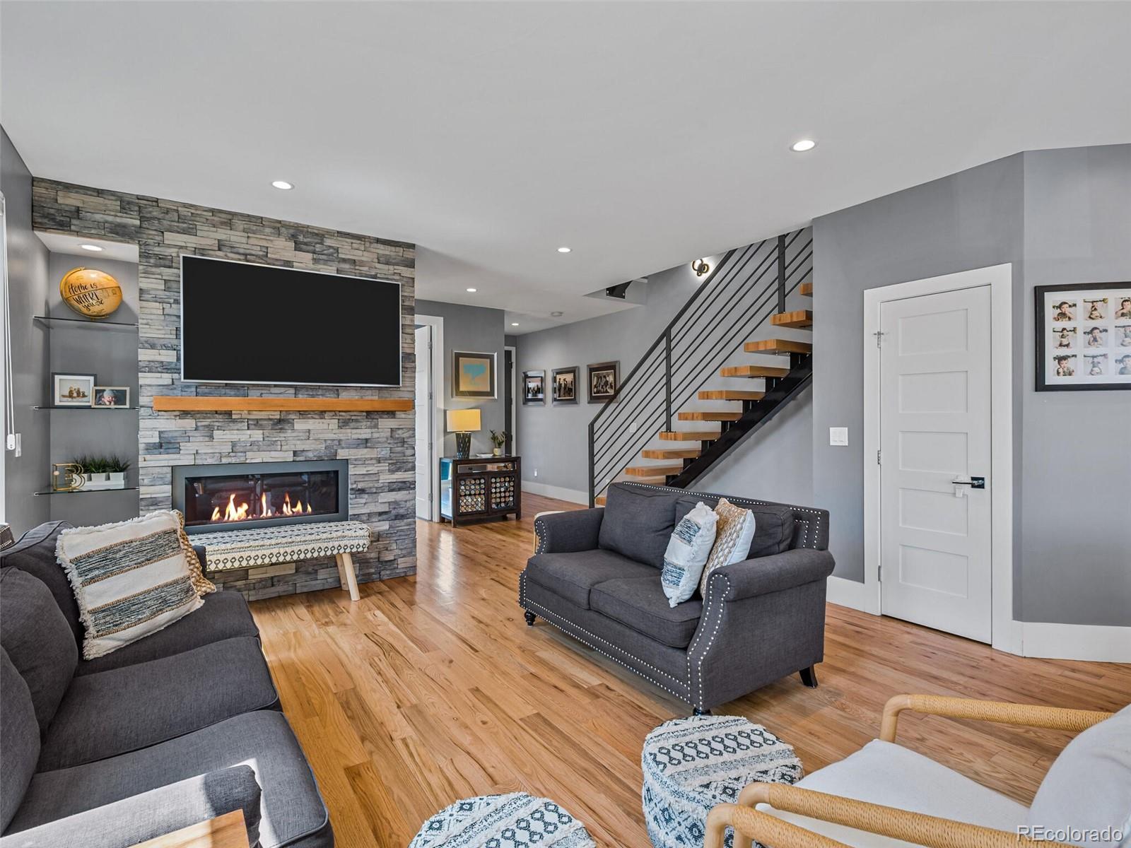 2736 Irving Street Denver, CO 80211 - Photo 8 of 38