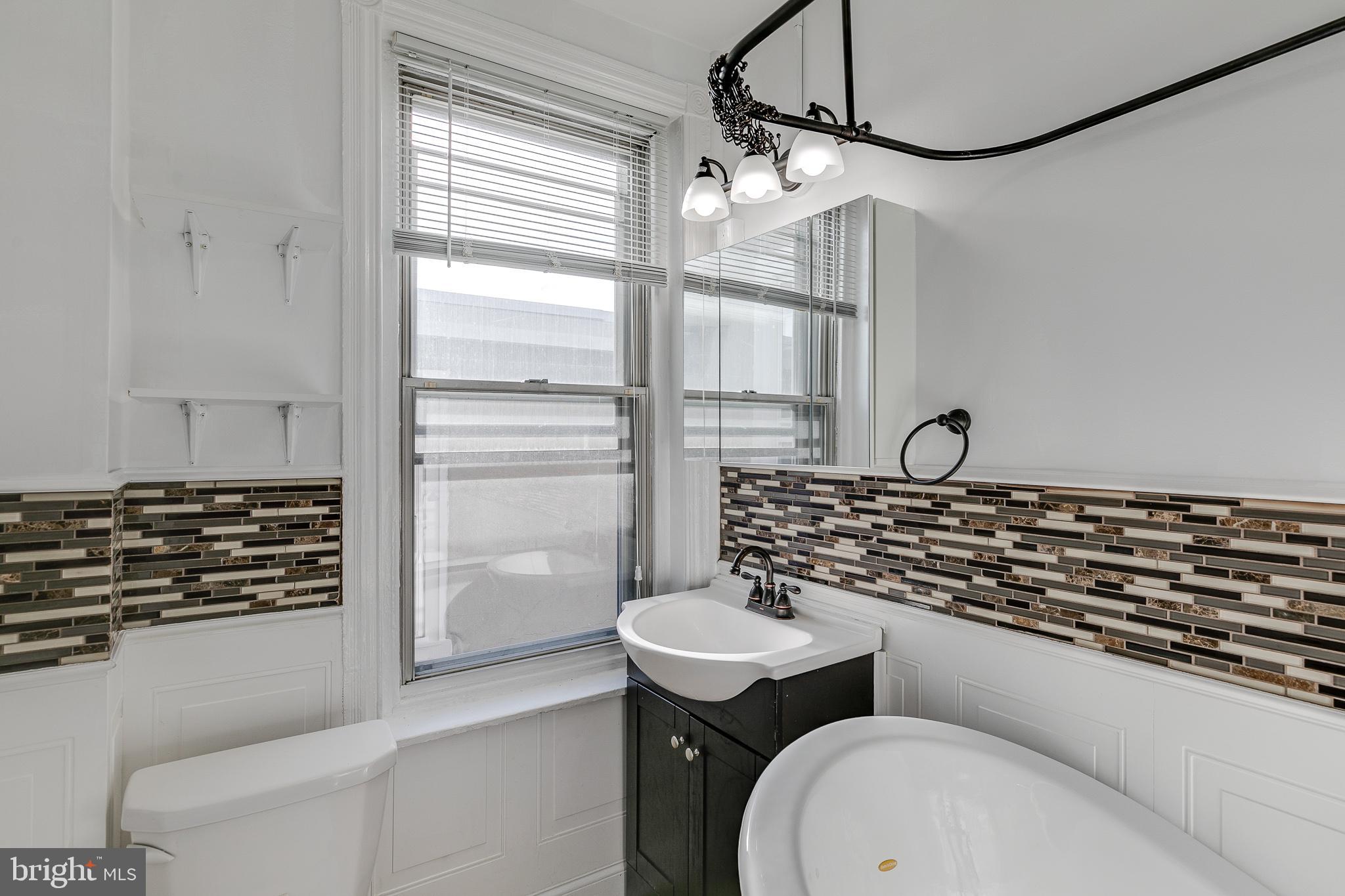 304 Righter Street Philadelphia, PA 19128 - Photo 12 of 20 Gallery Image 12
