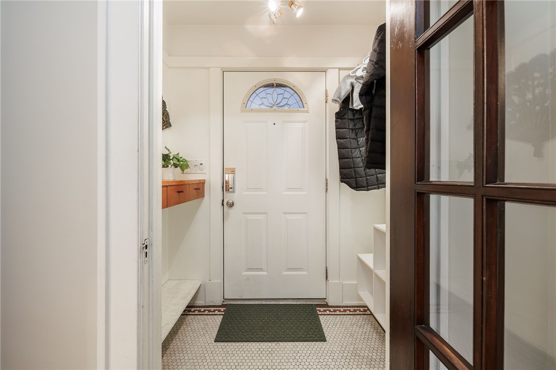 86 Arbordale Avenue Rochester, NY 14610 - Photo 3 of 30