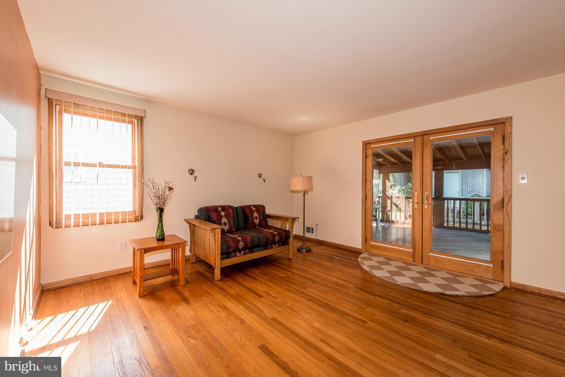 3812 Littleton Street Silver Spring, MD 20906 - Photo 3 of 30 Living Room