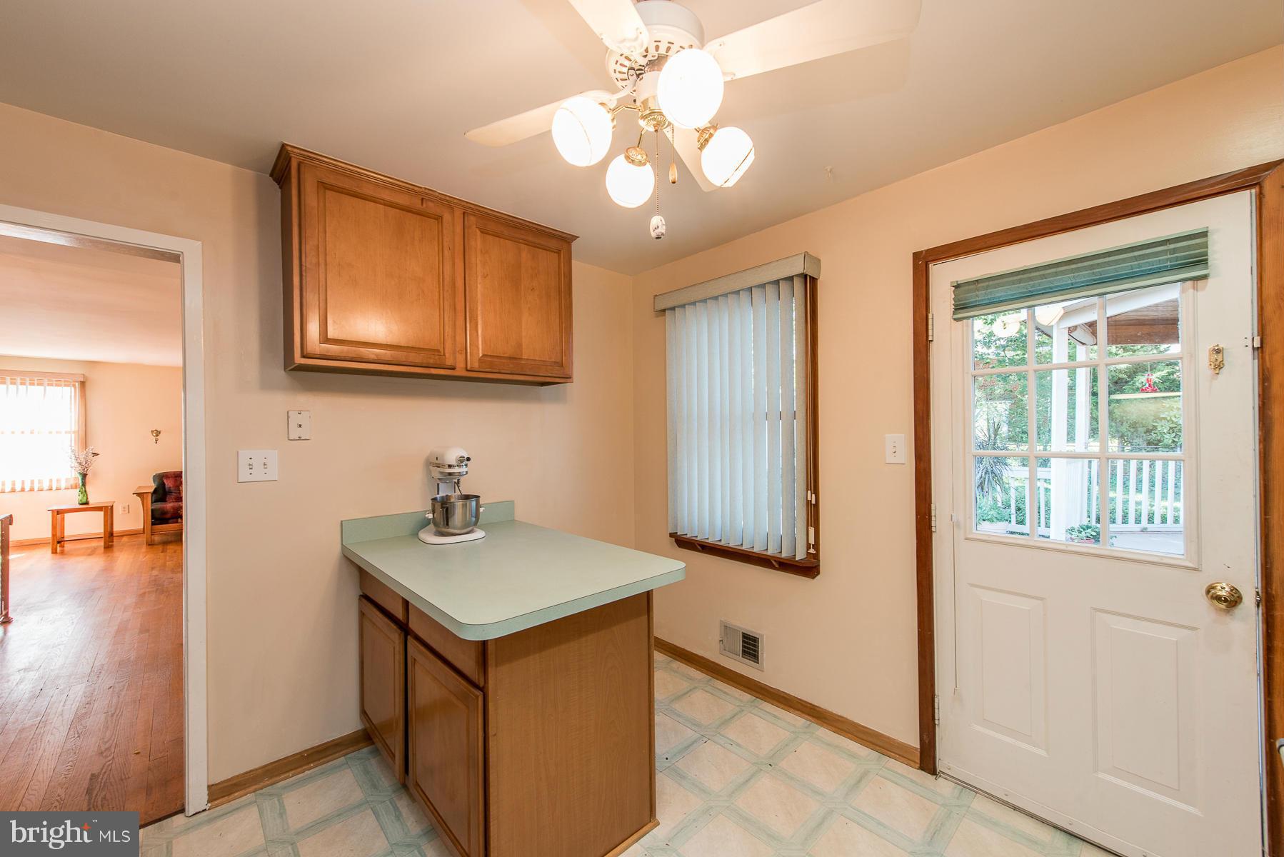 3812 Littleton Street Silver Spring, MD 20906 - Photo 10 of 30 Kitchen