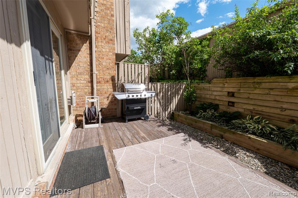 804 Oak Brook Ridge Drive, Unit 149 Rochester Hills, MI 48307 - Photo 39 of 49