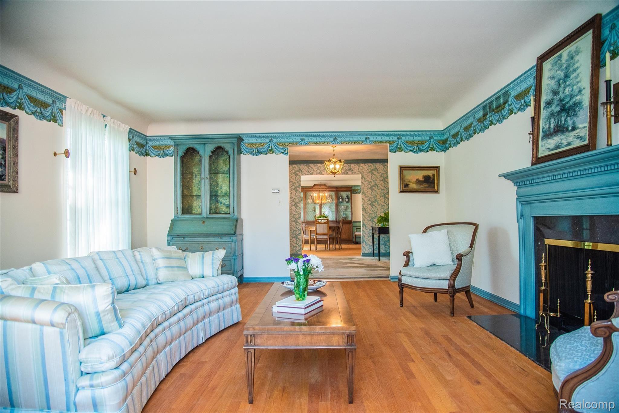 4074 Nearbrook Road Bloomfield Hills, MI 48302 - Photo 9 of 30 8.jpg