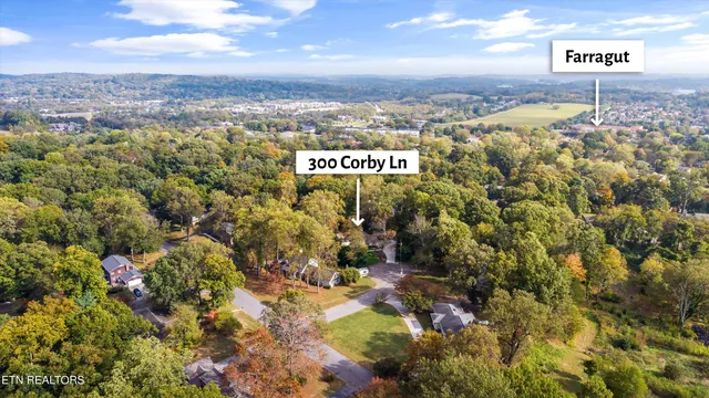 $725,000 | 300 Corby Lane, Knoxville, TN 37934