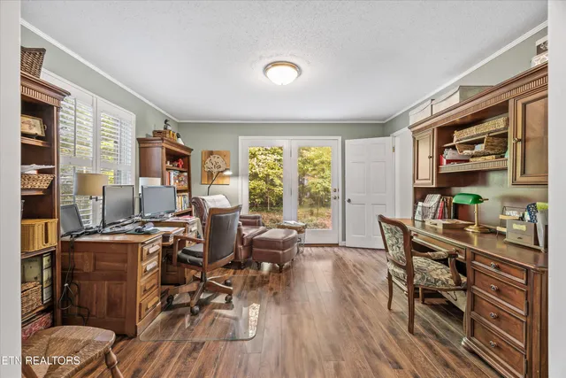 $725,000 | 300 Corby Lane, Knoxville, TN 37934